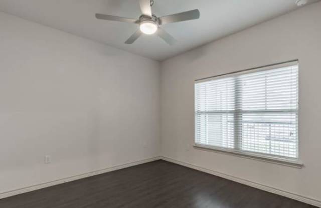 263 Noblewood Dr Gallery 1
