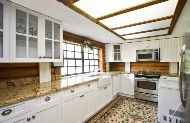 2580 C Road Gallery 3