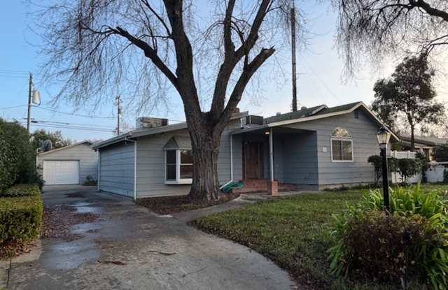 Colusa 3 Bedroom Home Available - 524 Carson Street, Colusa, CA 95932