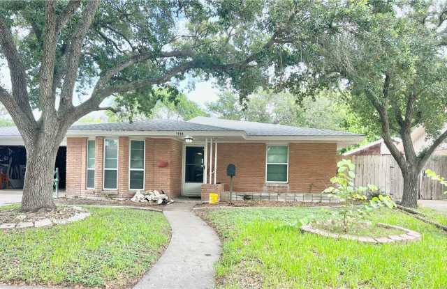 1726 Denver Street - 1726 Denver Street, Portland, TX 78374