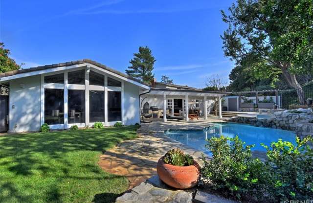 8331 Skyline Drive - 8331 Skyline Drive, Los Angeles, CA 90046