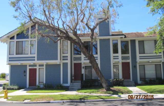 LOVELY 2 BR/1.5 BATH, 2 STORY CONDO WITH GARAGE photos photos