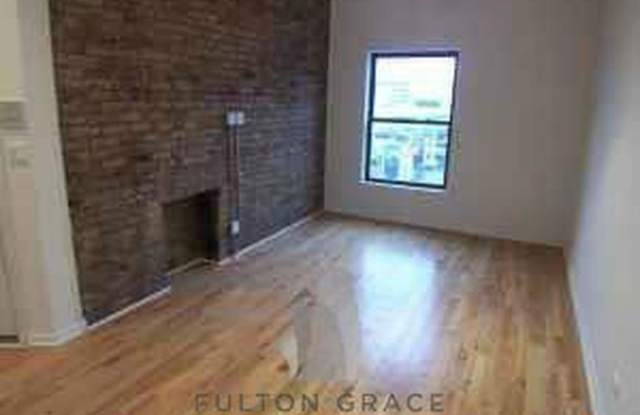 1212 W Foster Ave, Gallery 2