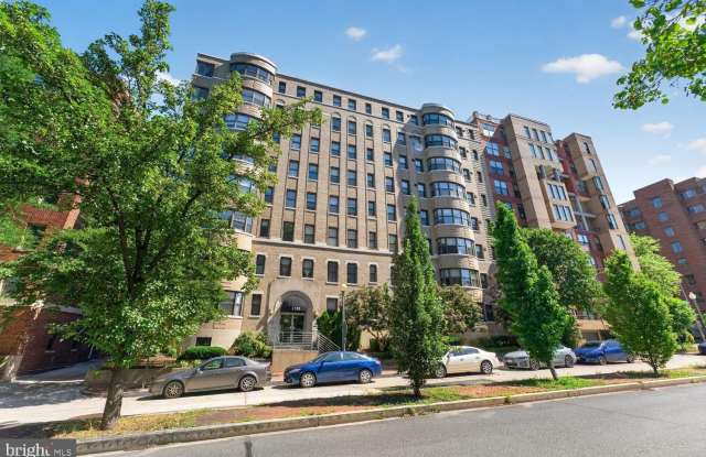 2515 K Street NW Gallery 1