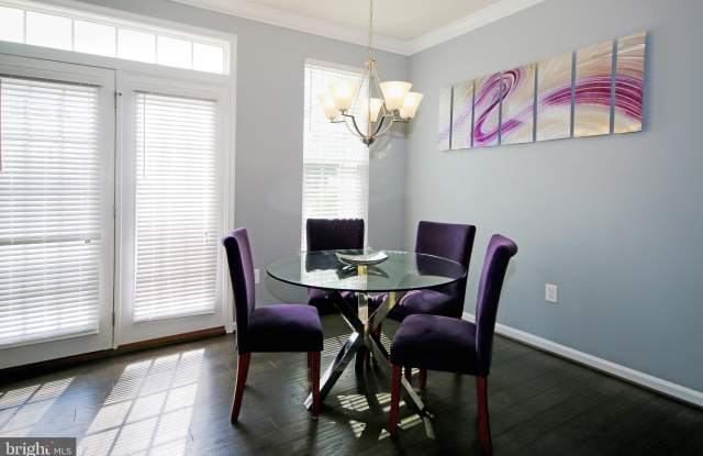 15622 SWANSCOMBE LOOP Gallery 4