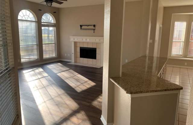 5710 Roanoke Drive Gallery 4