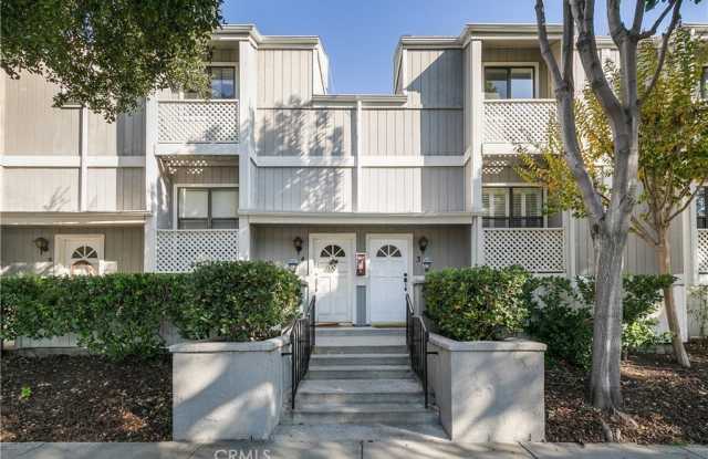 965 E Del Mar Blvd photos photos