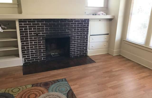 1693 Gladstone St photos photos