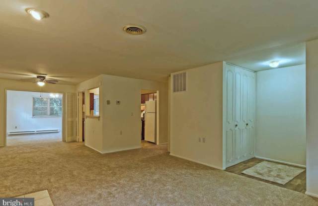 4 DORCHESTER DRIVE Gallery 4