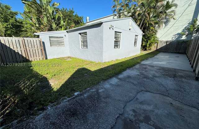 2105 Monroe Ter Gallery 3