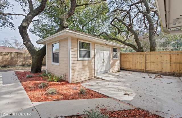 2619 GRAFTON Drive Gallery 4