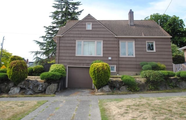 2801 18th Ave S photos photos