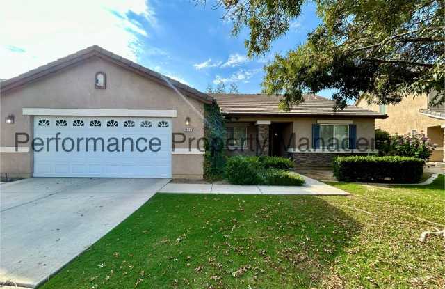 Charming 3 Bed/2 Bath + Office Home in NW Bakersfield with Solar, RBP & Deposit Alternative Option photos photos