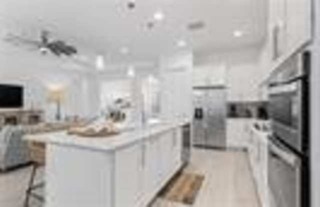 14806 Dockside Lane Gallery 3