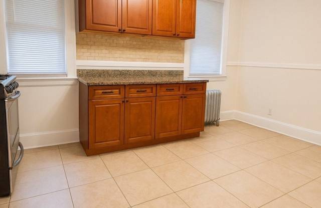 22 Berkeley St - 22 Berkley Street, Essex County, NJ 07040