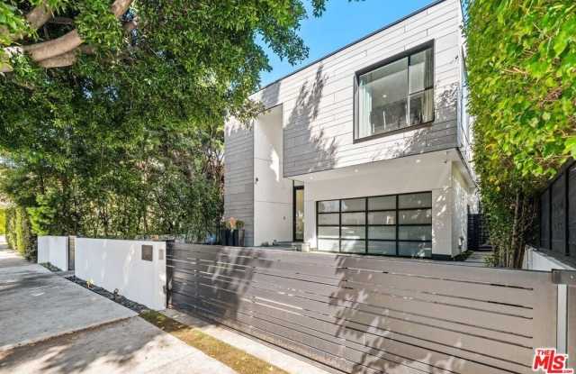 462 N Croft Ave photos photos