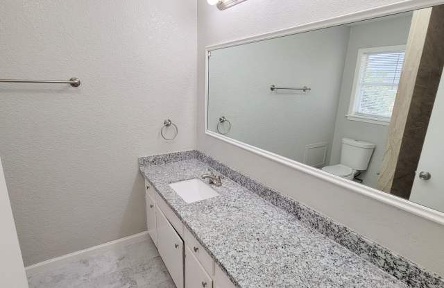 238 Sleepy Hollow Dr. Gallery 4