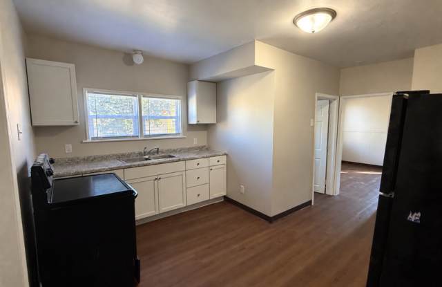 1103 Alabama Avenue - 1103 - lower Gallery 2
