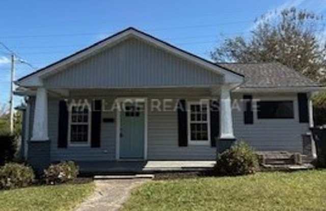 SUPER CUTE CRAFTSMAN HOME...2 BEDROOM/2 BATH IN FOUNTAIN CITY!! photos photos