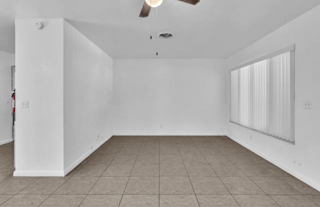 188 Southeast 27th Way Gallery 2