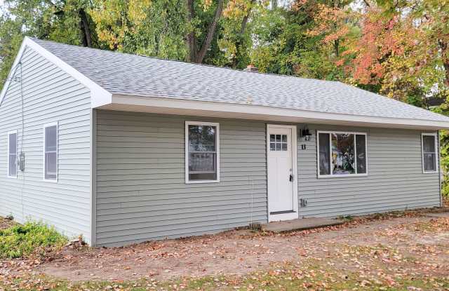 South Colonie Schools 3BR 1BA - 13 Loralee Drive, Colonie, NY 12205