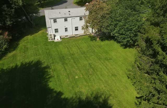 9 Applewood Lane Gallery 2