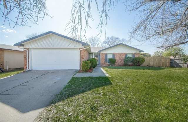 7325 Catbrier Court - 7325 Catbrier Court, Fort Worth, TX 76137