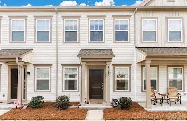 13917 Clayborn Street photos photos