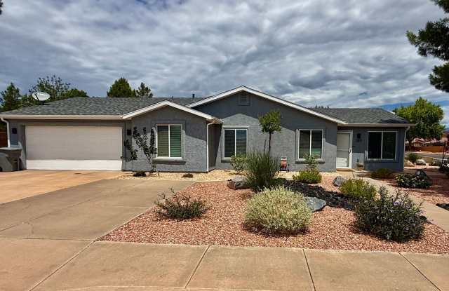 Pet-Friendly 4-BR home in Ivins Gallery 3