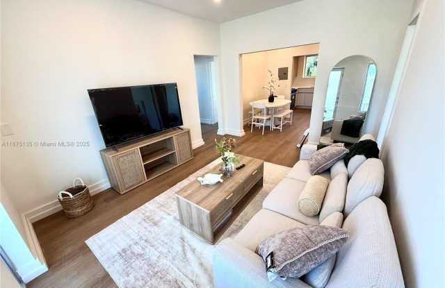 1535 West Ave photos photos 1535 West Ave photos photos