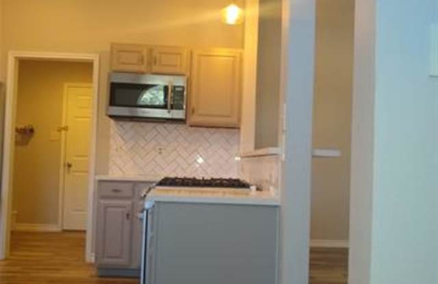 5310 Glen Vista Drive Gallery 3
