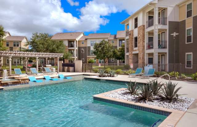 Encore Crossings Gallery 2