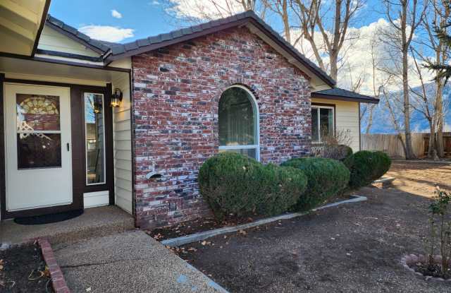 Nice home in Minden For LEASE Gallery 4
