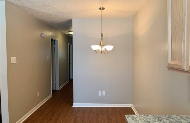 714 San Benito Drive Gallery 4