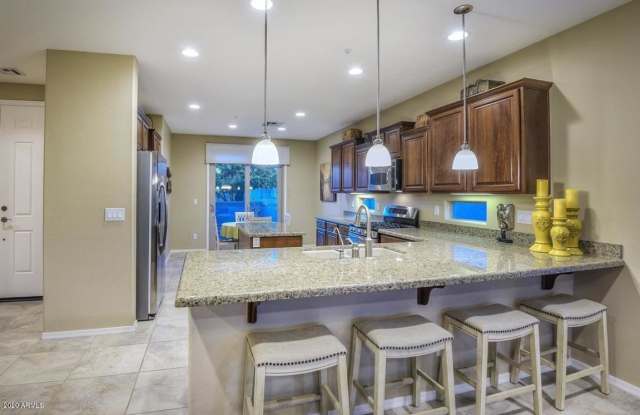 13039 W RED FOX Road Gallery 4