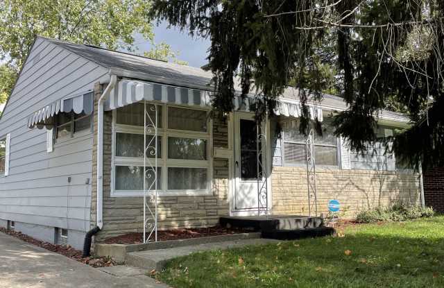 2870 Brownlee Avenue photos photos