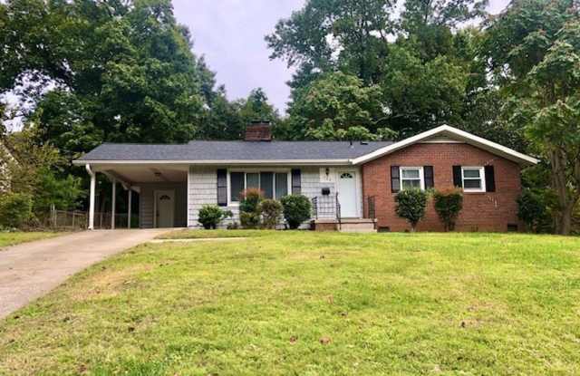 725 Ashview Drive - 725 Ashview Drive, Winston-Salem, NC 27103