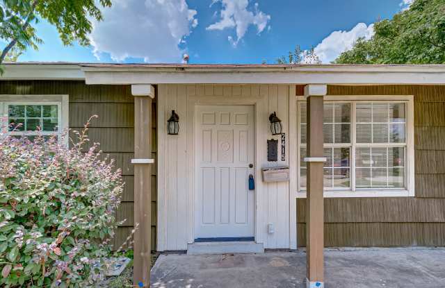2415 Roy Cir Gallery 2