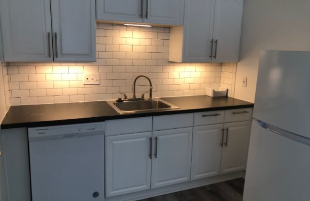 1660 Llanfair Avenue 2 - 1660 Llanfair Avenue, Cincinnati, OH 45224