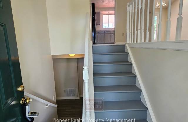 6351 Lereve Circle Gallery 2