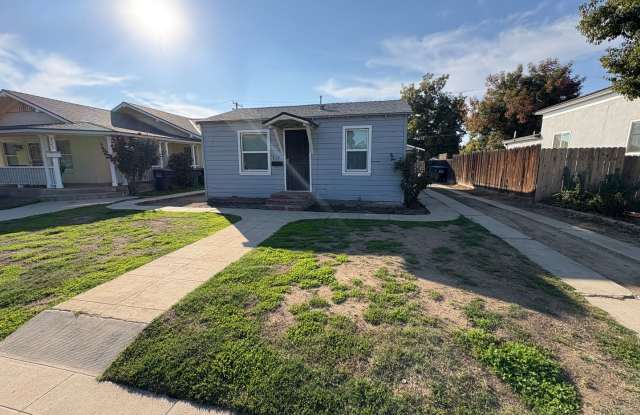 Cozy Home On Spacious Lot Available Now! - 719 South Church Street, Visalia, CA 93277 Cozy Home On Spacious Lot Available Now! - 719 South Church Street, Visalia, CA 93277