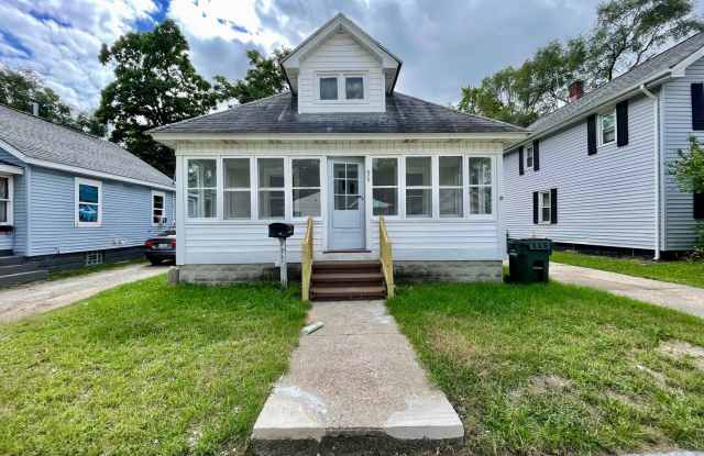 Two Bedroom Home in Muskegon photos photos