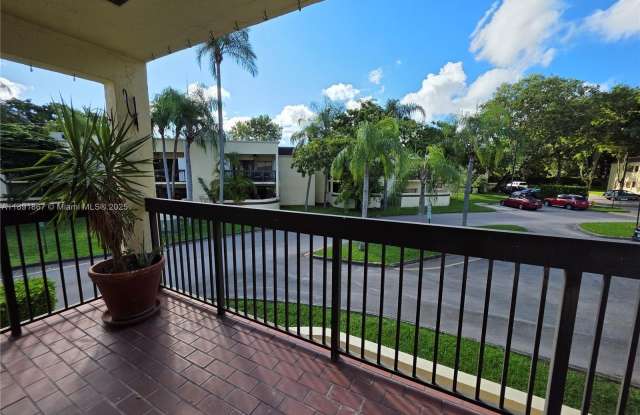 13004 SW 88th Ter S - 13004 Southwest 88th Terrace South, The Crossings, FL 33186