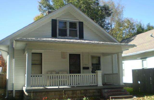 1319 S 10th Street photos photos