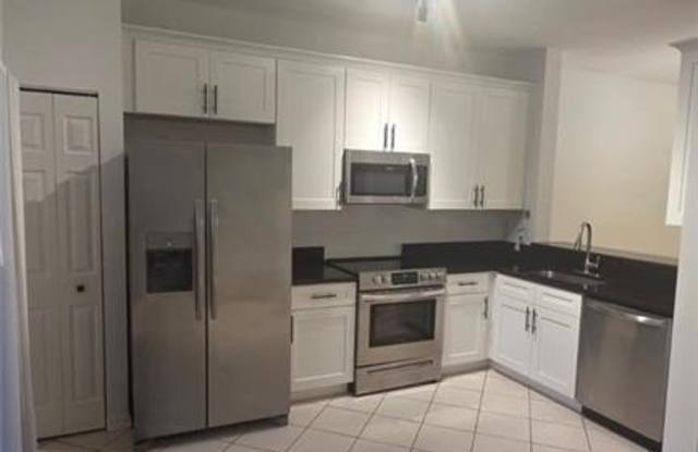 3642 Pine Oak Cir Gallery 2