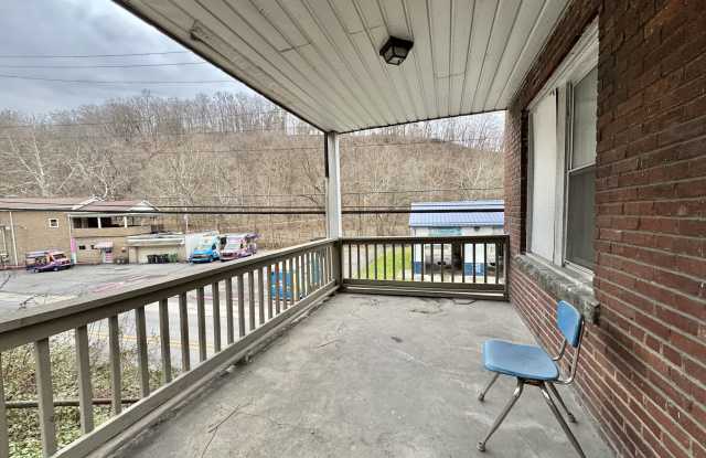 220 East Brockway Avenue - 1 Gallery 3