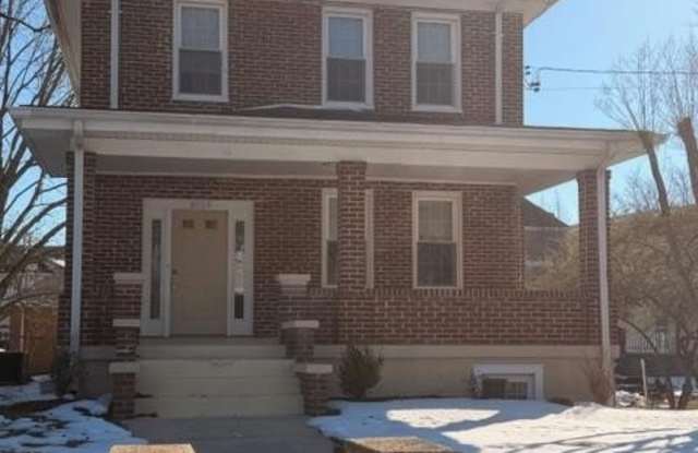 8925 DAYTON Avenue photos photos