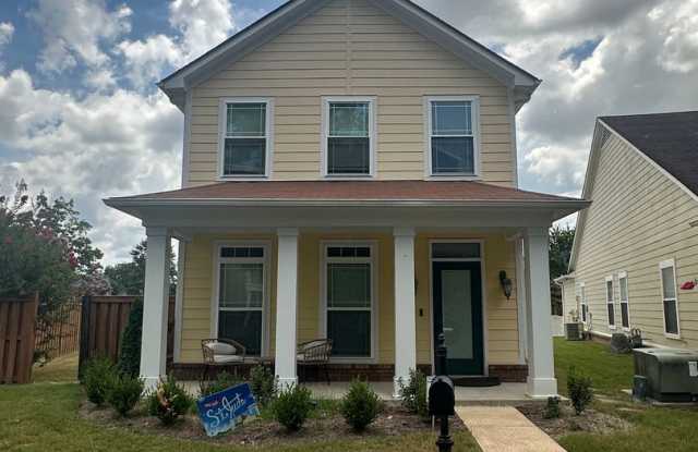 2BD/2.5BA Home Located in Harbor Town! photos photos