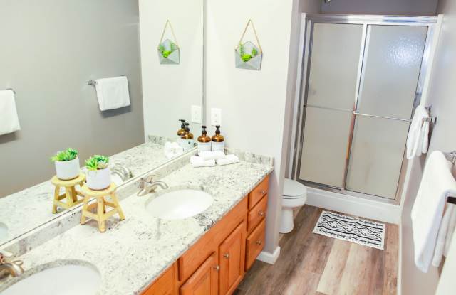 1816 West Bethel Avenue - 1 Gallery 4