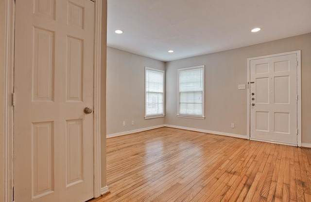 414 N Montreal Avenue N Gallery 2